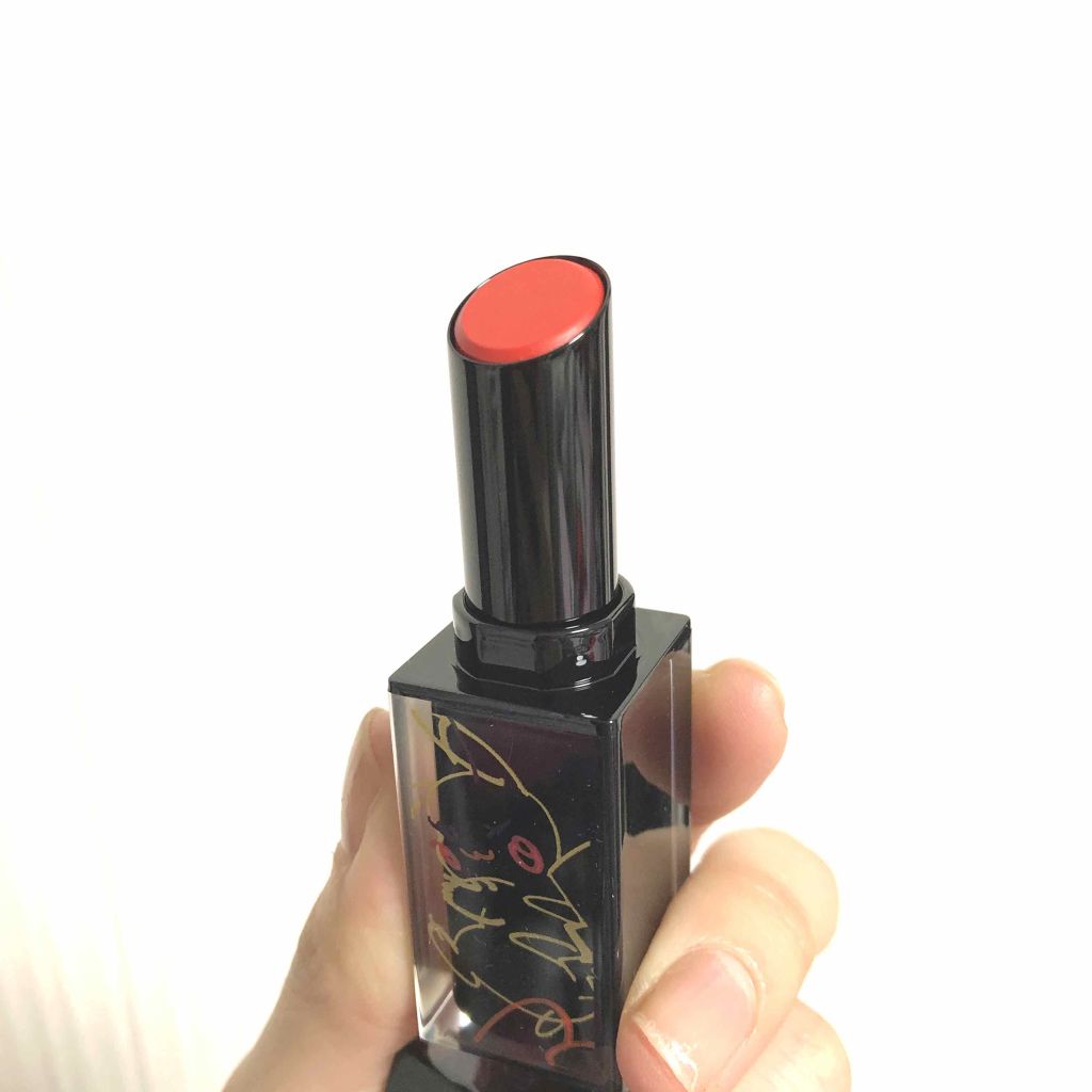 ルージュ アンリミテッド アンプリファイド<2019年クリスマスコフレ限定>/shu uemura/口紅を使ったクチコミ(3枚目)