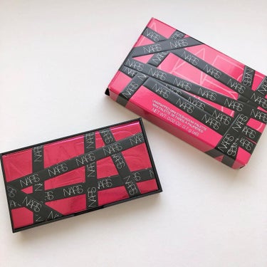 アンラップド ミニアイシャドーパレット ORGASM /NARS/アイシャドウパレットを使ったクチコミ（2枚目）