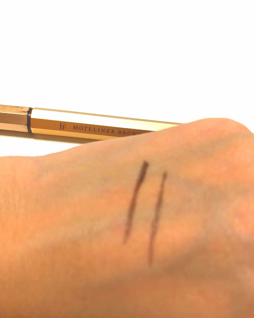 モテライナー リキッド/UZU BY FLOWFUSHI/リキッドアイライナーを使ったクチコミ（2枚目）