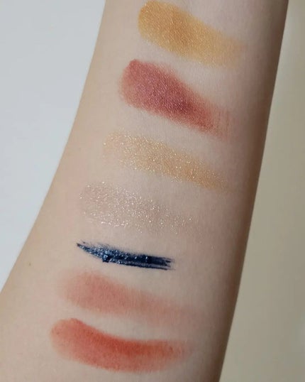 フェイス スタイリスト/SNIDEL BEAUTY/アイシャドウパレットを使ったクチコミ(3枚目)