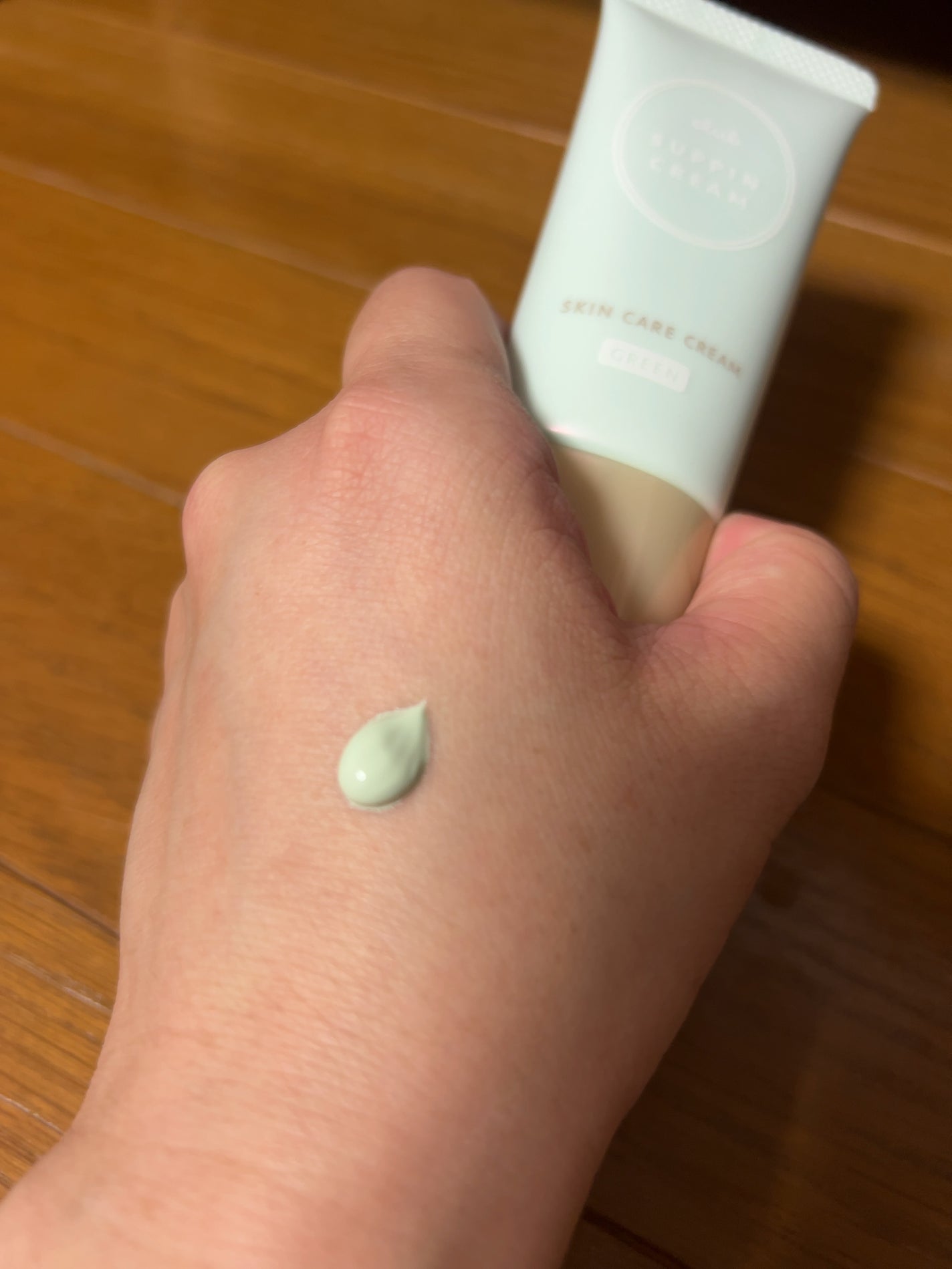 すっぴんクリームC ホワイトフローラルブーケの香り/クラブ/化粧下地を使ったクチコミ(2枚目)