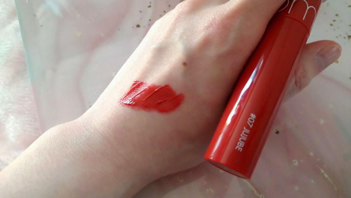 ジューシーラスティングティント/rom&nd/リップティントを使ったクチコミ(2枚目)