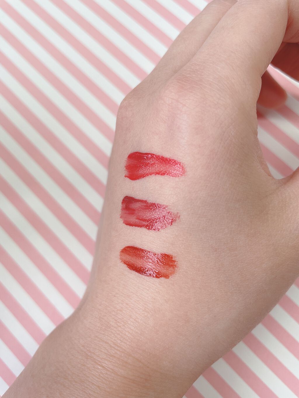 ジューシーラスティングティント/rom&nd/リップティントを使ったクチコミ（2枚目）