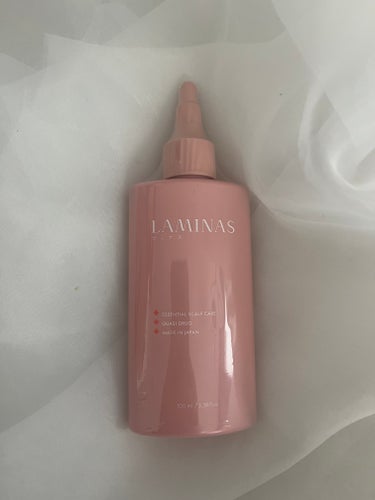 LAMINAS

医薬部外品の育毛剤で育毛・頭皮・毛髪ケアがこれ一本で叶います♡

ピンクのボトルが可愛い🩷
育毛剤に見えないところが嬉しいです☺️

ベタつかない使用感もとても良かったですよ♡

