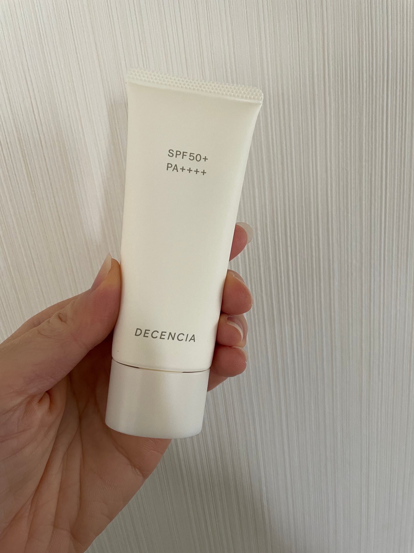 ディセンシア フローレス UVプロテクター/DECENCIA/日焼け止めローションを使ったクチコミ(1枚目)