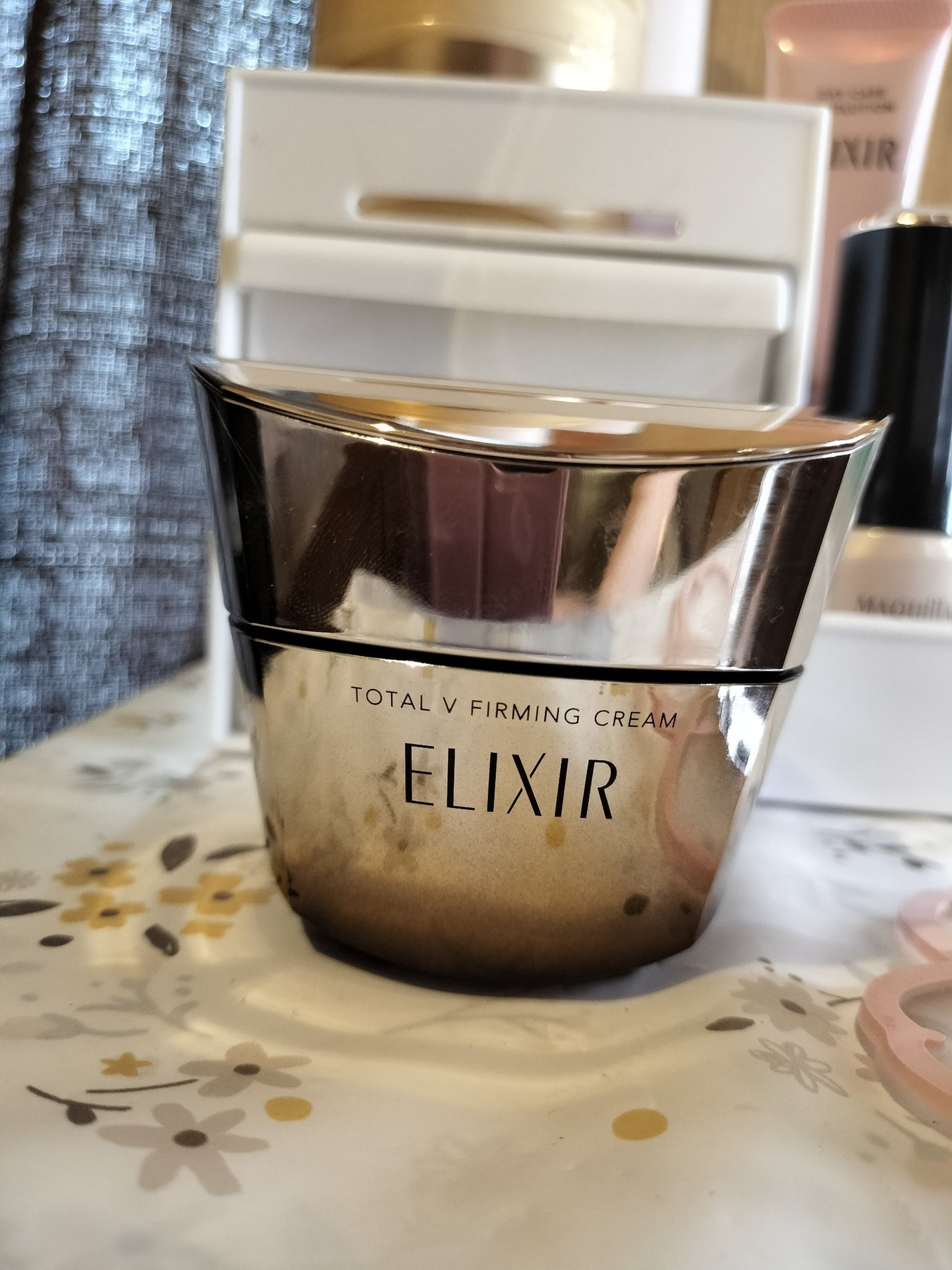 トータルV ファーミングクリーム/エリクシール/フェイスクリームを使ったクチコミ(1枚目)