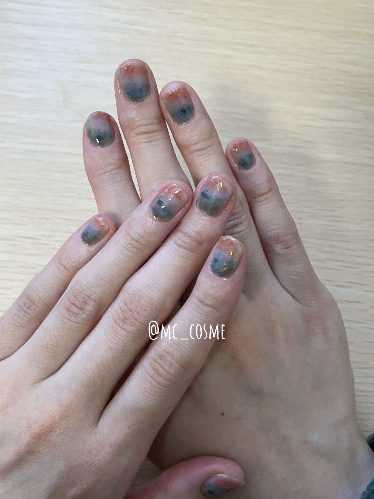 カラフルネイルズ/キャンメイク/マニキュアを使ったクチコミ（2枚目）