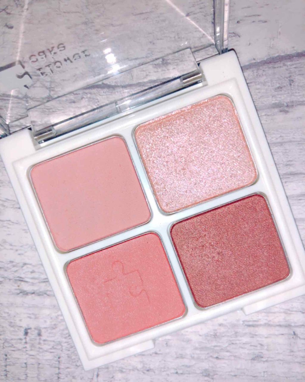 ピースマッチングシャドウパレット/HOLIKA HOLIKA/アイシャドウパレットを使ったクチコミ(2枚目)