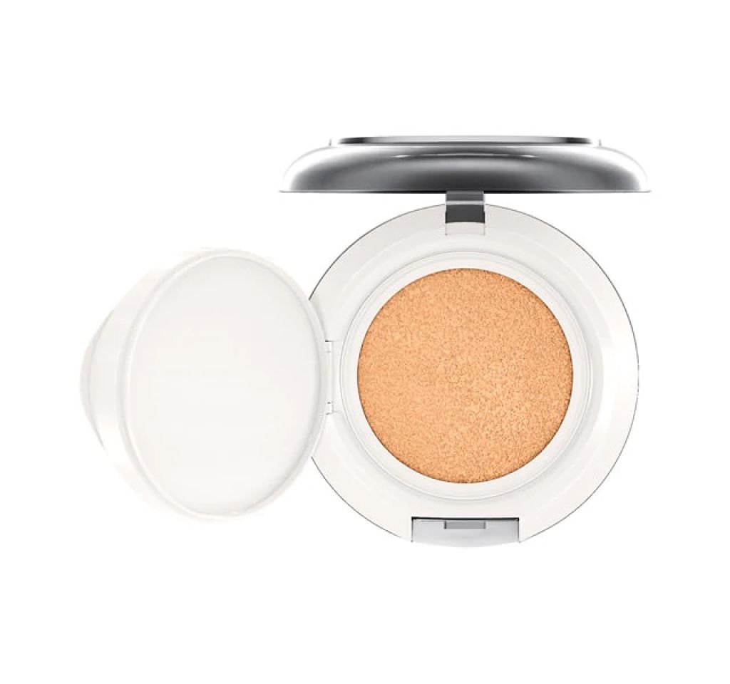 ライトフル C+ SPF 50 クイック フィニッシュ クッション コンパクト ミディアム プラス