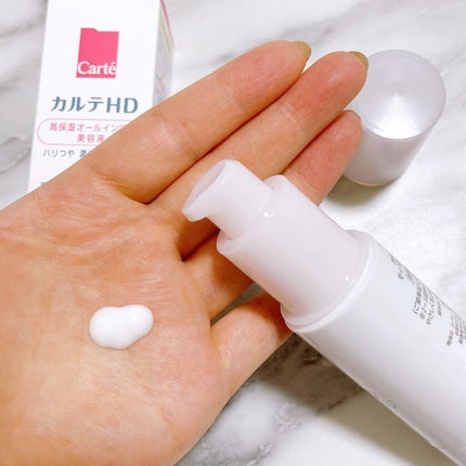 カルテHD モイスチュア キーのクチコミ「瑞々しいミルクみたいなテクスチャーで
ベタベタせず、肌にスゥーと浸透する感じが
使用してて良か.....」(3枚目)