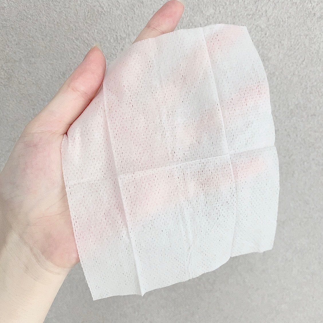 ビオレ メイク持続シート さらマット肌 ＜超オイリー肌用＞/ビオレ/フェイスシートを使ったクチコミ（2枚目）