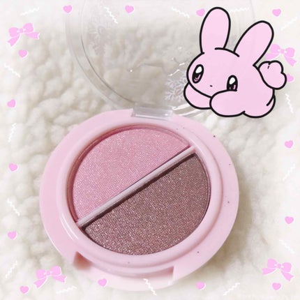 パウダーアイシャドウ ブルーミングキティ/DAISO/アイシャドウパレットを使ったクチコミ(1枚目)