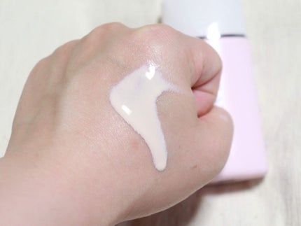 皮脂テカリ防止下地/CEZANNE/化粧下地を使ったクチコミ(4枚目)