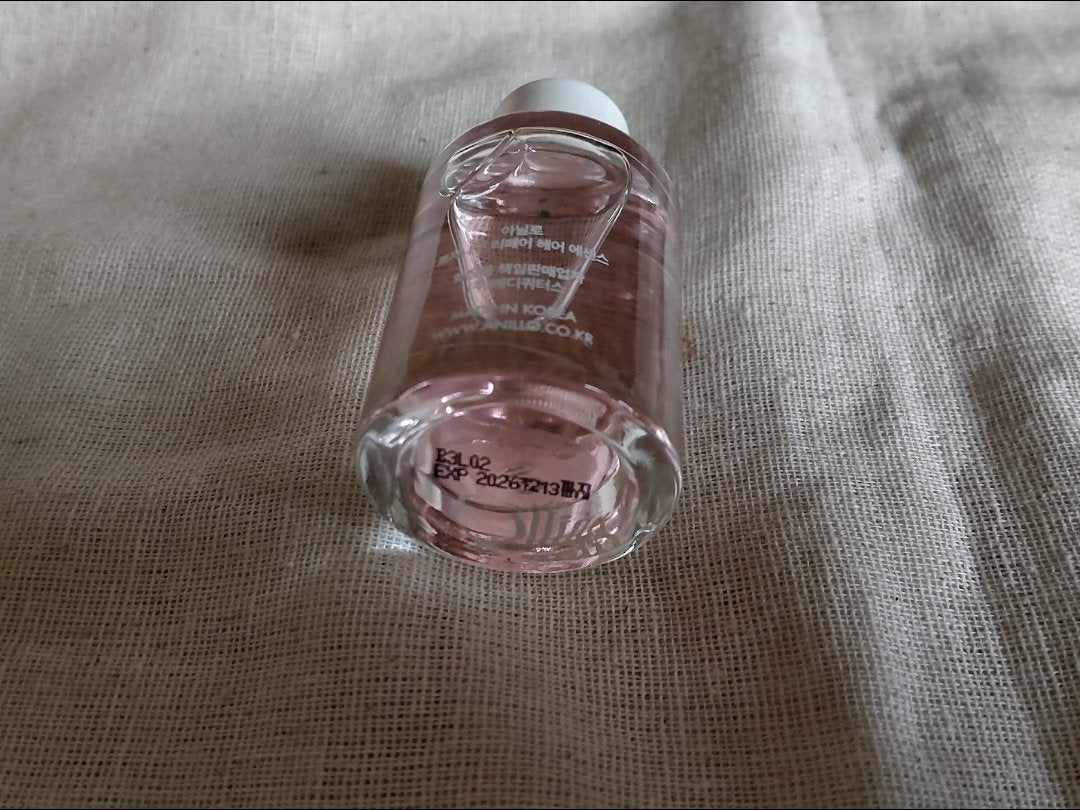 ロージーナイトヘアエッセンス/ANILLO/ヘアオイルを使ったクチコミ(2枚目)