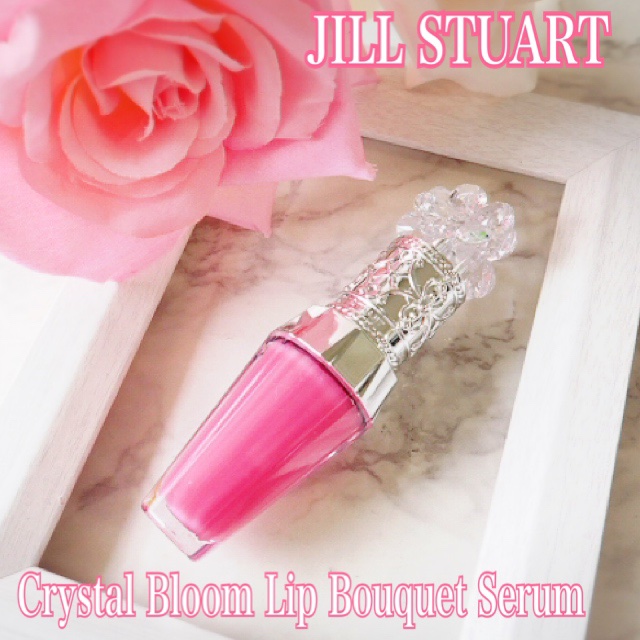 ジルスチュアート　クリスタルブルーム　リップブーケ セラム 05 lily fuchsia/JILL STUART/リッププランパーを使ったクチコミ（1枚目）