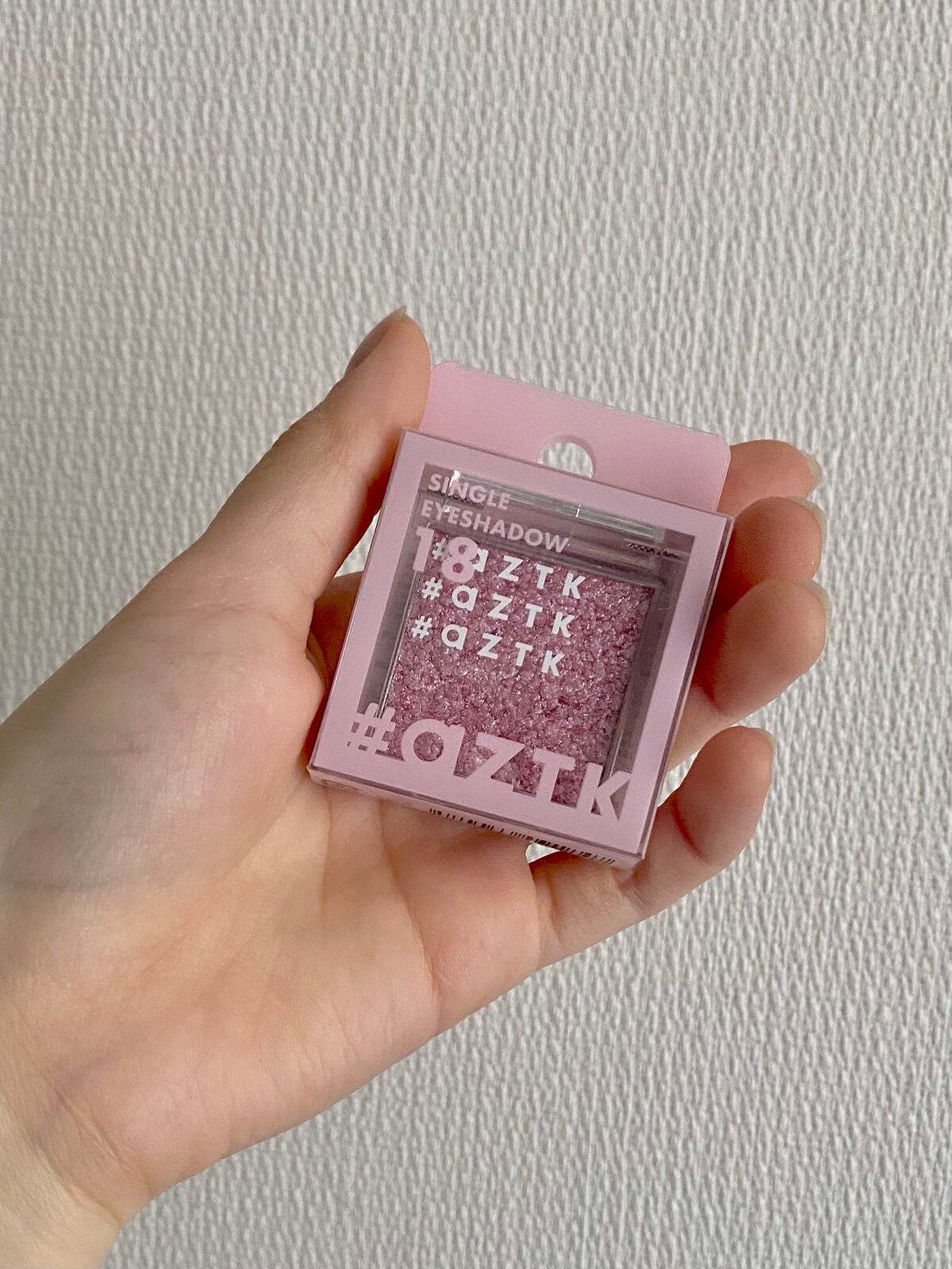 シングルアイシャドウ/aZTK/単色アイシャドウを使ったクチコミ(1枚目)