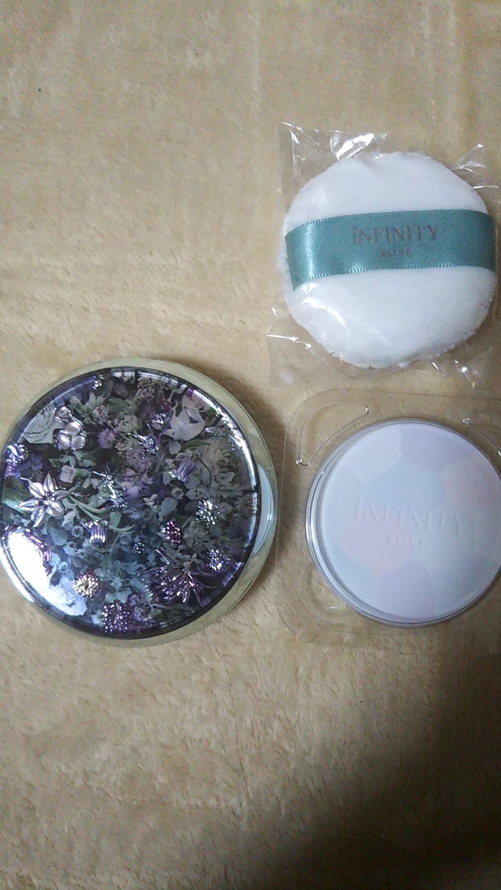 ロイヤルフラワーコレクション VII コンパクトパウダー/インフィニティ/プレストパウダーを使ったクチコミ（1枚目）