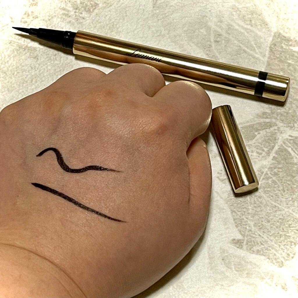 レアナニ プレミアム リキッドアイライナー N/Leanani/リキッドアイライナーを使ったクチコミ(1枚目)