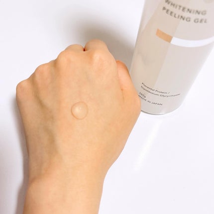 LENA on LIPS 「.▷MEDIS/WHITENINGPEELINGGELピーリン..」(4枚目)