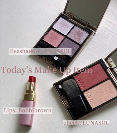 エクストラ リップ ティント L04 ベアラズベリー（グロウイング ピンクデザイン）/BOBBI BROWN/口紅を使ったクチコミ（3枚目）