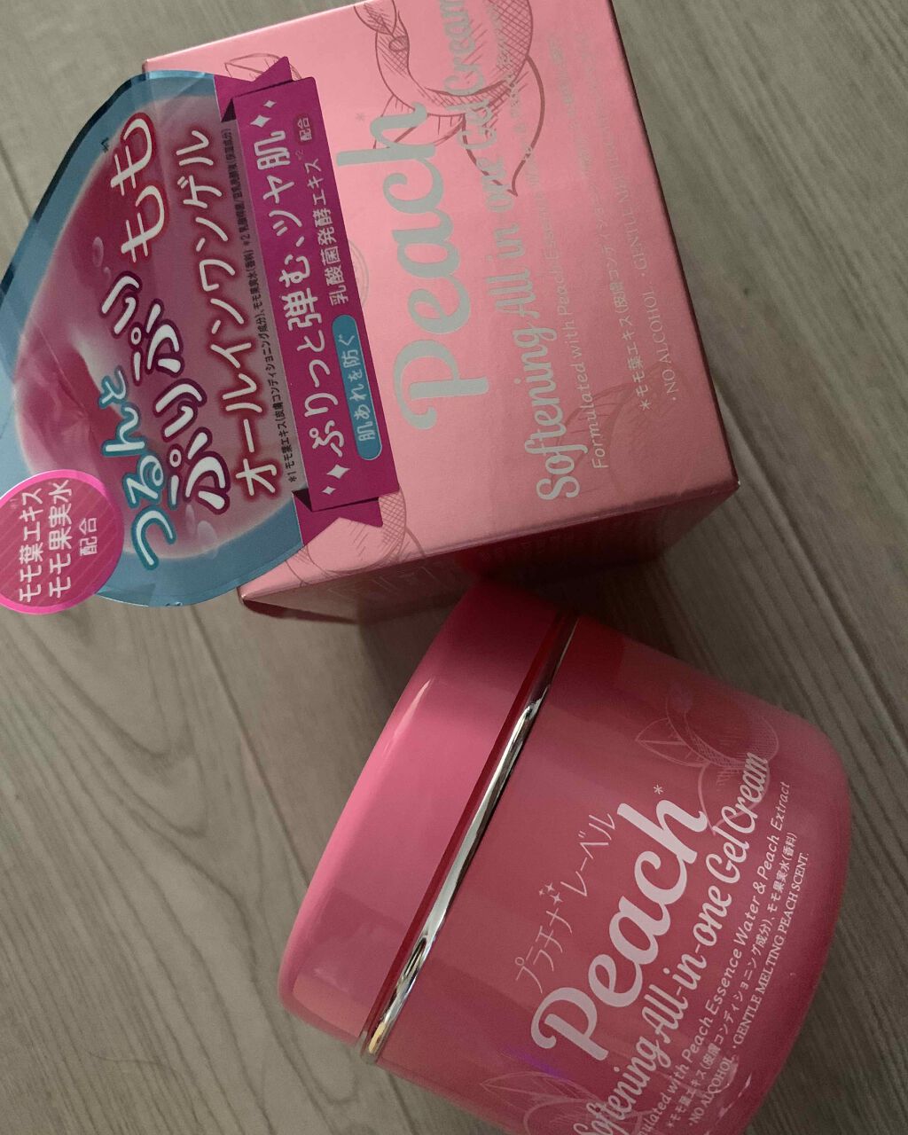 プラチナレーベル ピーチ オールインワンゲルのクチコミ「ドンキで購入しました。

プラチナレーベル
ピーチ オールインワンゲル
です。

こちらなんと.....」（3枚目）