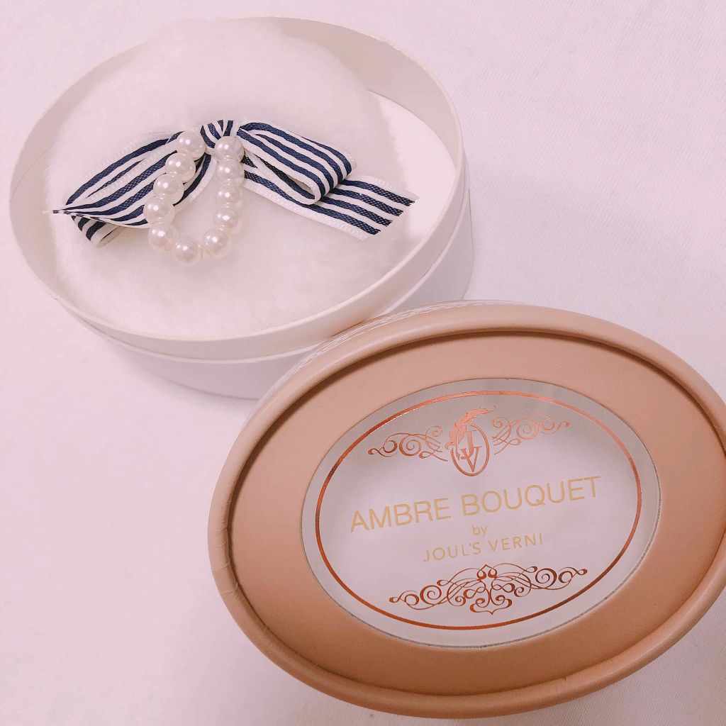 身体がキラキラで良い香り🤤💓

ふと目に留まった可愛らしい箱は
身体がサラサラになるパウダーで
しかもラメ入りキラキラ✨
そして良い香りなのはもちろん🤤💓

付属のパフもめちゃめちゃ可愛くて
ふわふわで肌触りも最高でした🍑💕

