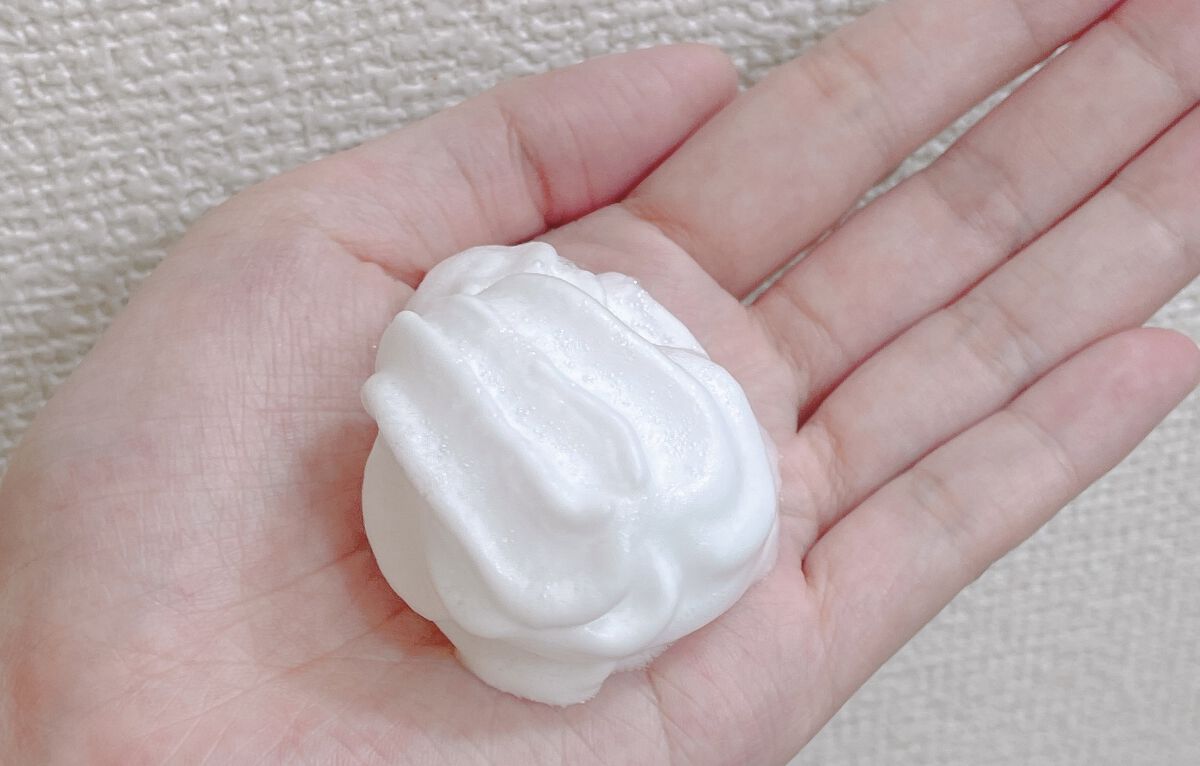 ビオレ ザフェイス 泡洗顔料 ディープモイスト/ビオレ/泡洗顔を使ったクチコミ（2枚目）