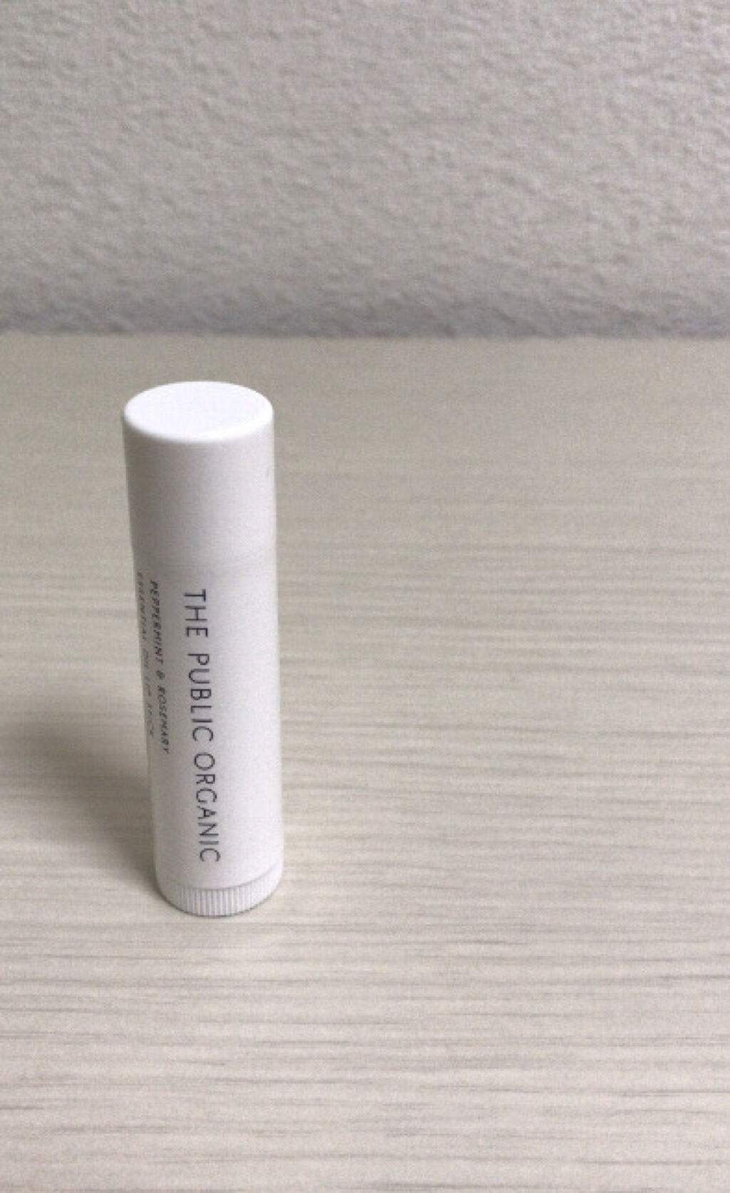 オーガニック認証 精油リップスティック スーパーポジティブ ライズ/THE PUBLIC ORGANIC/リップクリームを使ったクチコミ（2枚目）
