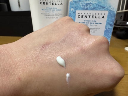 ヒアルーシカ ウォーターフィット サンセラム/SKIN1004/日焼け止めローションを使ったクチコミ(2枚目)