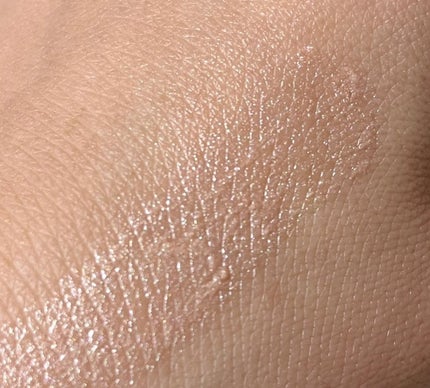 TIRTIR(ティルティル) マイグロウハイライターのクチコミ「ティルティルのスティックハイライター
✅TIRTIR(ティルティル)
マイグロウハイライ.....」(3枚目)