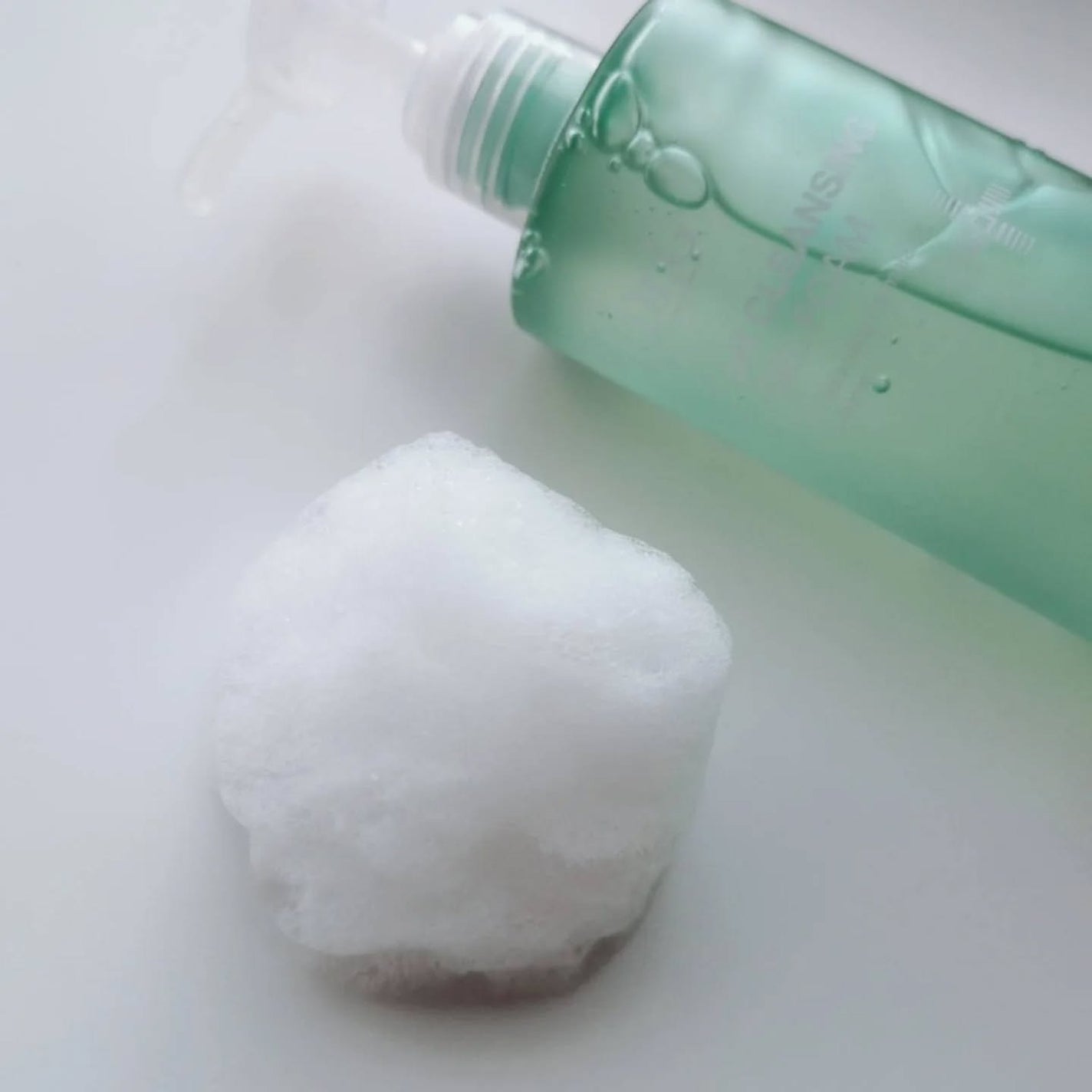 弱酸性クレンジングジェルフォーム/Dr.G/その他洗顔料を使ったクチコミ(4枚目)