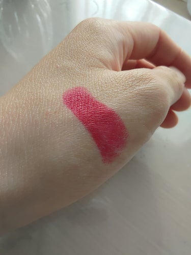 パワーマット リップスティック 132 ヴィヴィッドサイレンレッド/NARS/口紅を使ったクチコミ（2枚目）