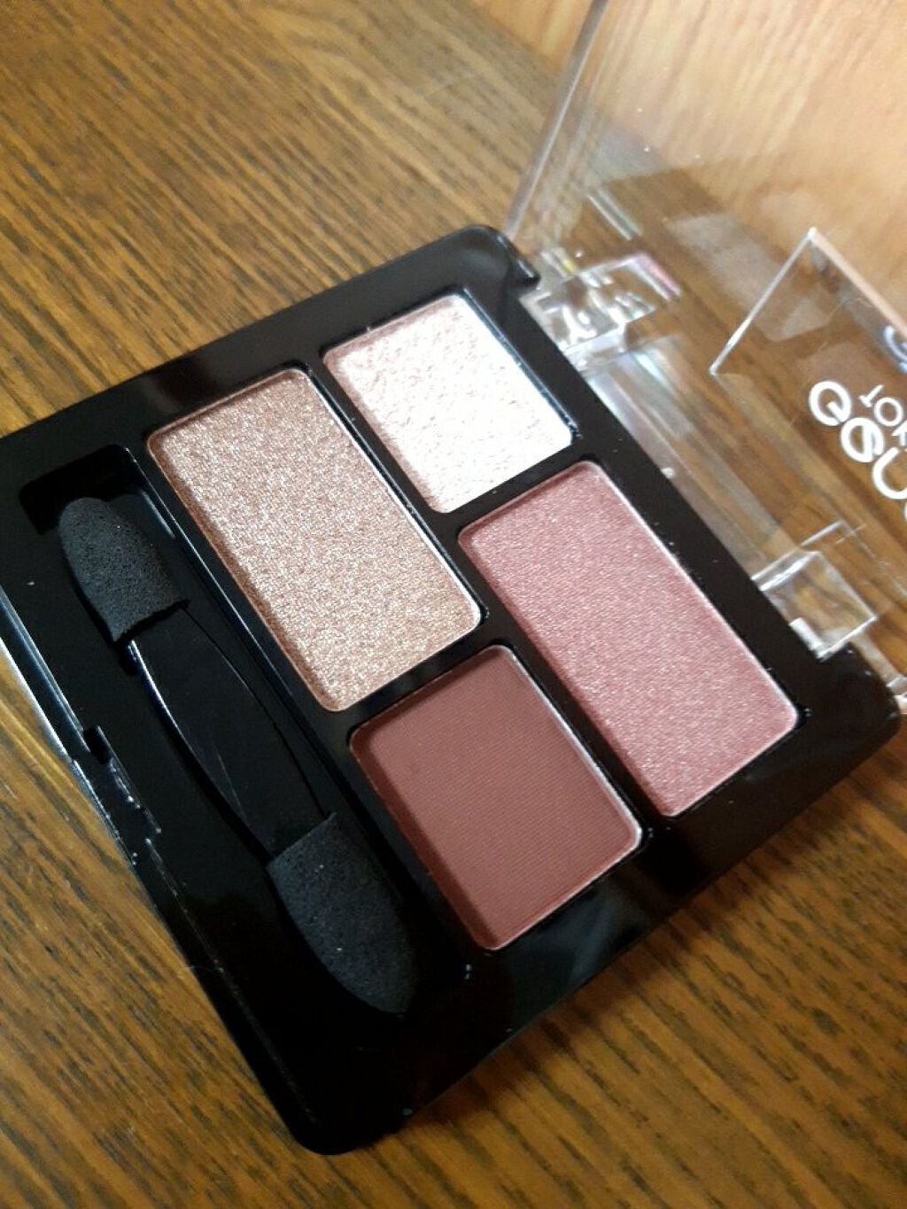 リラクシーアイシャドウ/GENE TOKYO/アイシャドウパレットを使ったクチコミ(3枚目)