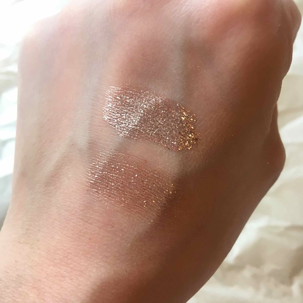 グリッター&グロウ リキッドアイシャドウ/stila/グリッターを使ったクチコミ(1枚目)