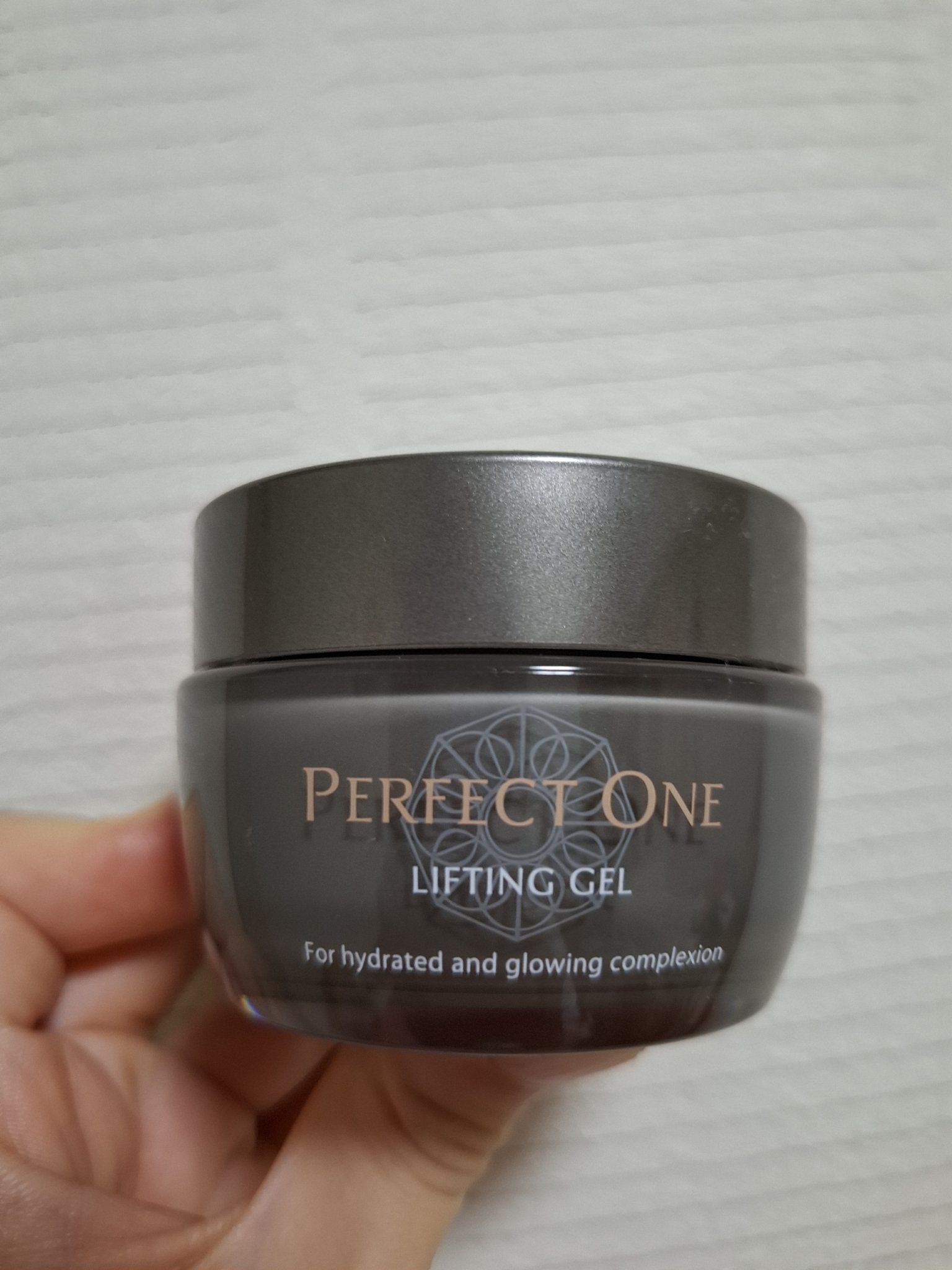 パーフェクトワン リフティングジェル/パーフェクトワン/オールインワン化粧品を使ったクチコミ（1枚目）