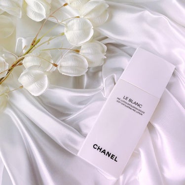 CHANEL ル ブラン プレローションのクチコミ「ボームエサンシエルの白いのを見に行ったのに大脱線してしまった😂﻿
﻿
酵素洗顔使ったりクレイパ.....」（1枚目）