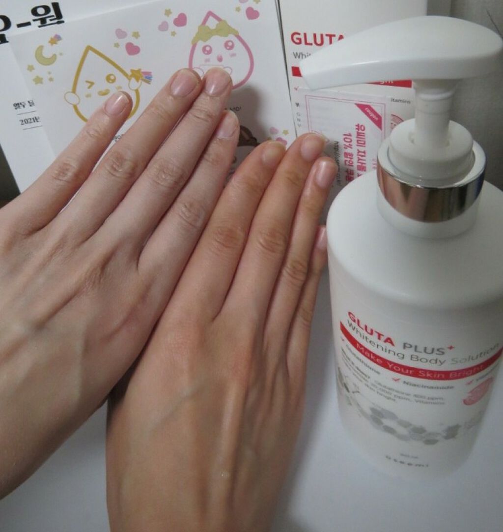 グルタプラスホワイトニングボディソリューション/Useemi/ボディローションを使ったクチコミ(2枚目)