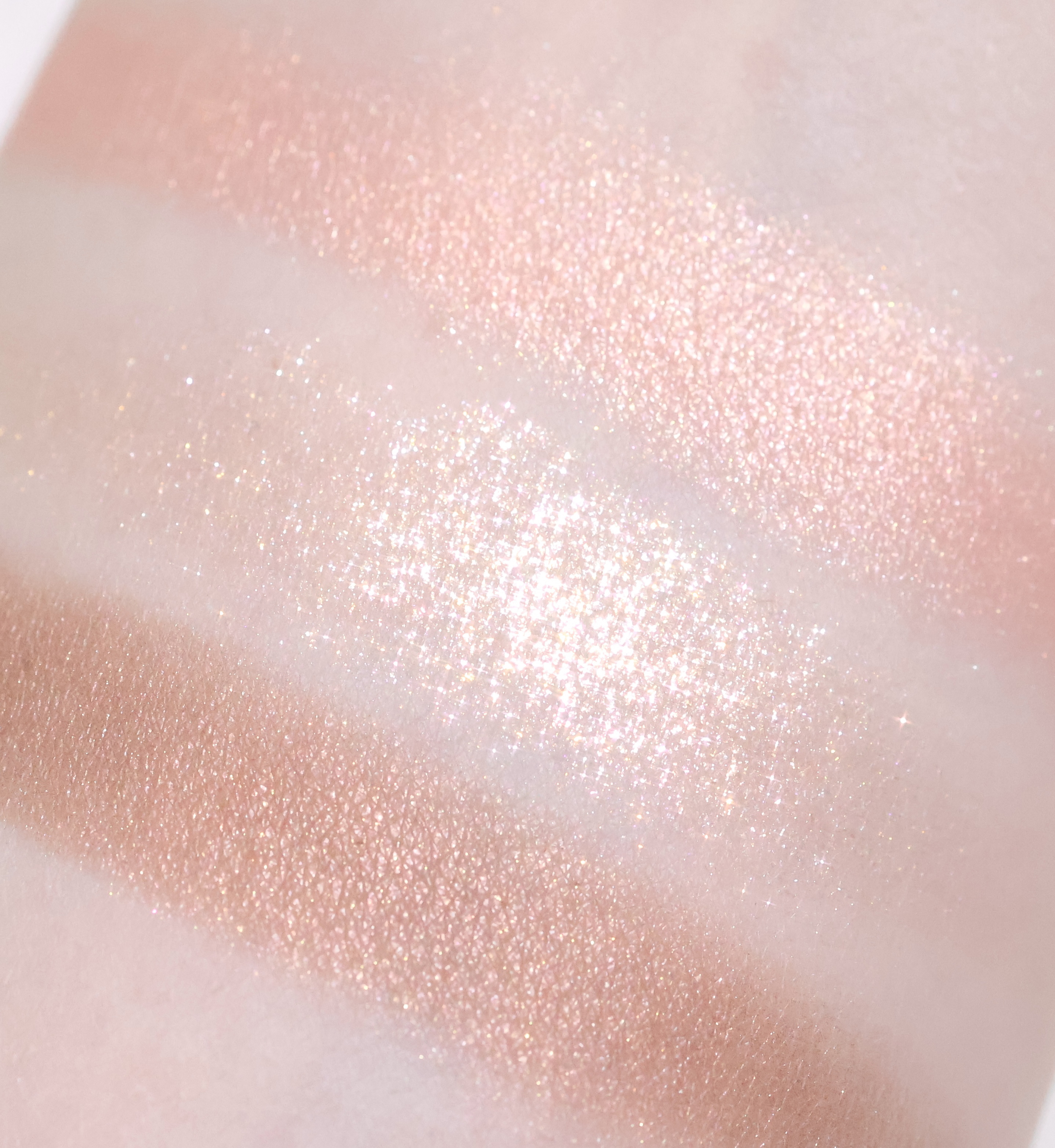 ジューシーピュアアイズ/キャンメイク/アイシャドウパレットを使ったクチコミ（1枚目）