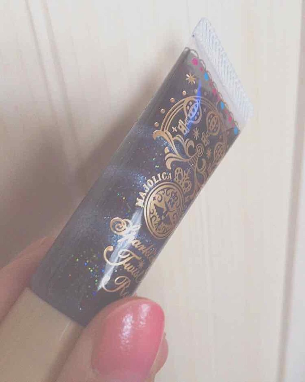 スパークリングツイストルージュ 84 スターパーティー/MAJOLICA MAJORCA/リップグロスを使ったクチコミ（2枚目）