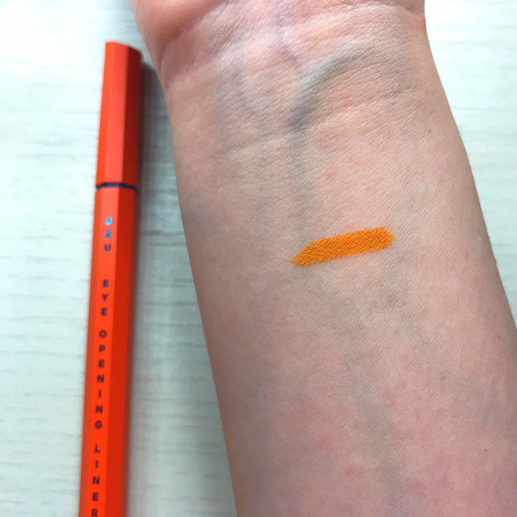 EYE OPENING LINER/UZU BY FLOWFUSHI/リキッドアイライナーを使ったクチコミ(3枚目)