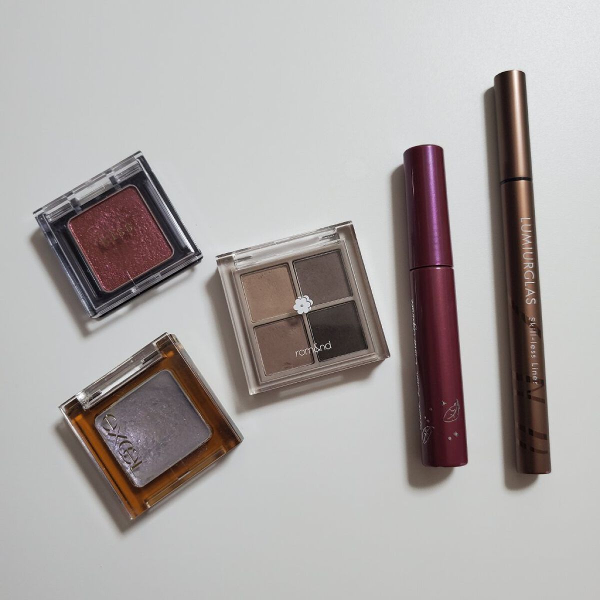 シアー グリッターアイズX X51 SKIP A BEAT/KiSS/単色アイシャドウを使ったクチコミ（2枚目）