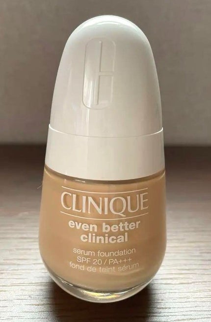 イーブン ベター ブライト セラム ファンデーション 20/CLINIQUE/リキッドファンデーションを使ったクチコミ(1枚目)