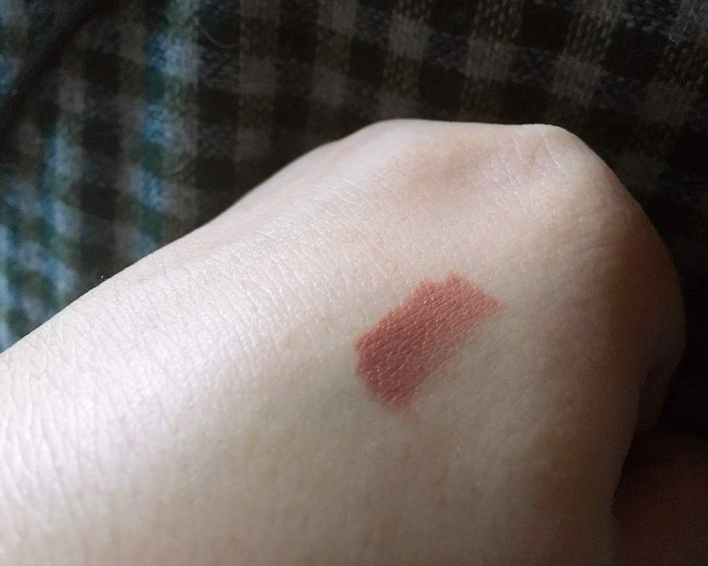 ベルベット マット リップスティック/e.l.f. Cosmetics/口紅を使ったクチコミ（2枚目）