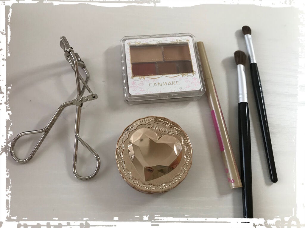 パーフェクトマルチアイズ/キャンメイク/アイシャドウパレットを使ったクチコミ(2枚目)