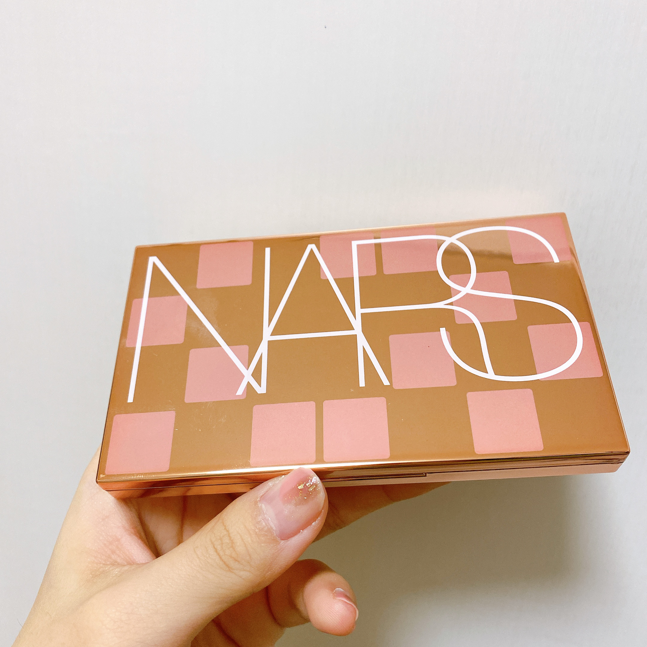 アフターグロー イリジスタブル アイシャドーパレット/NARS/アイシャドウパレットを使ったクチコミ（2枚目）