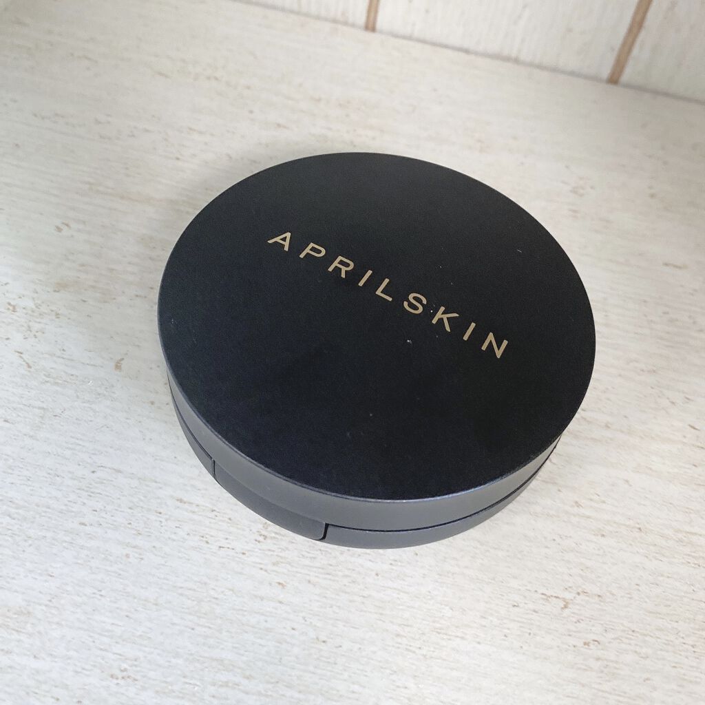マジックスノークッション ブラック 2.0/APRILSKIN/クッションファンデーションを使ったクチコミ（1枚目）