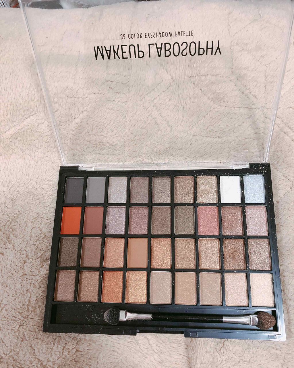 fabulous_gloss_zofo on LIPS 「学生さんにもオススメ財布に優しいアイシャドーです(^^)ドンキ..」(1枚目)