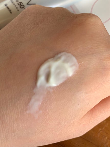 ブライトニングUVデイエッセンス/DEW/美容液を使ったクチコミ(2枚目)