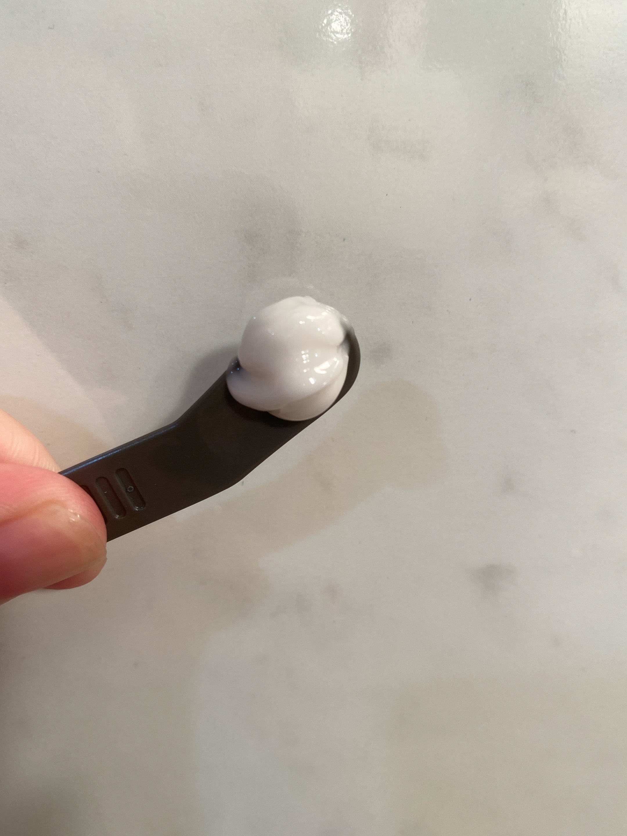 パーフェクトワン リフティングジェル/パーフェクトワン/オールインワン化粧品を使ったクチコミ（3枚目）