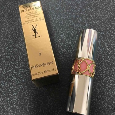 YSL ヴォリュプテ ティントインバーム
3番♥
ずっと気になってたから
何ヶ月か前に購入しました💄

ティントインバーム
すごくお気に入り😍❤️
3番を塗った感じは
薄い青みピンク✨
私的にはピンクが